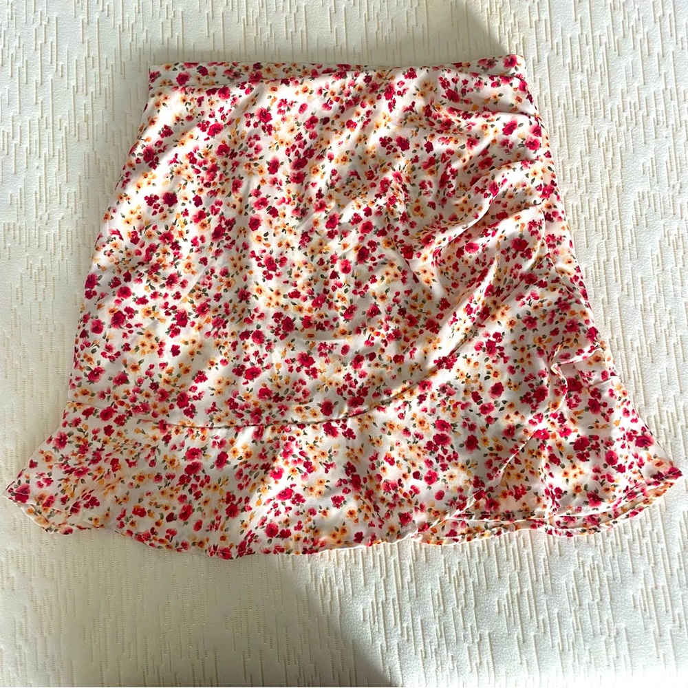 Altar'd State Mini Skirt Floral Size M